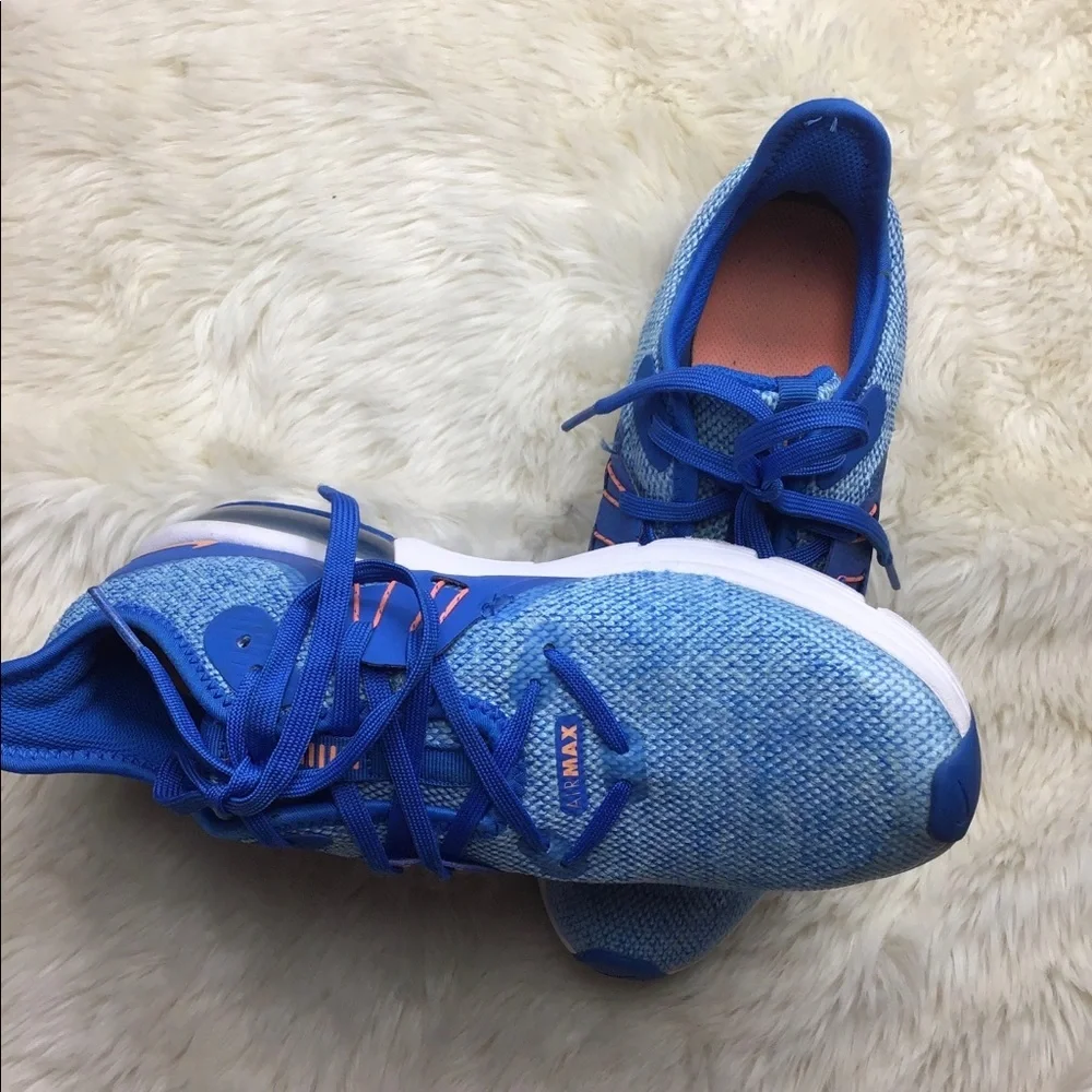 Nike air max blue squent 3 youth 6.5 sneakers